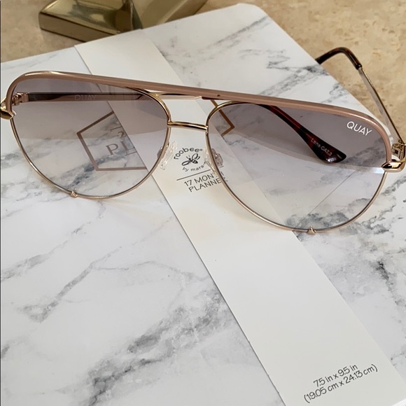 Quay Australia Accessories - Quay High Key Sleep slight gradient